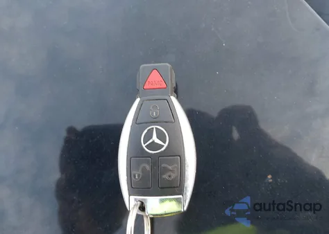 2011 Mercedes-Benz C 300 Luxury 4Matic/Sport 4Matic from USA, damaged, VIN WDDGF8BB9BR177371